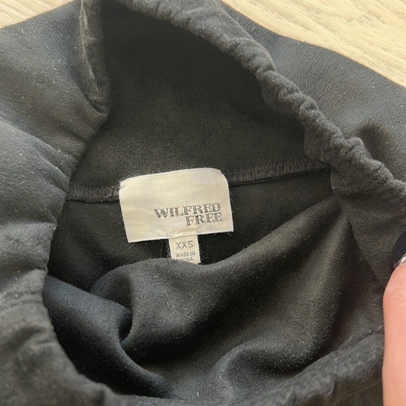 Aritzia Wilfred xxs suede black leggings - Picture 2 of 3